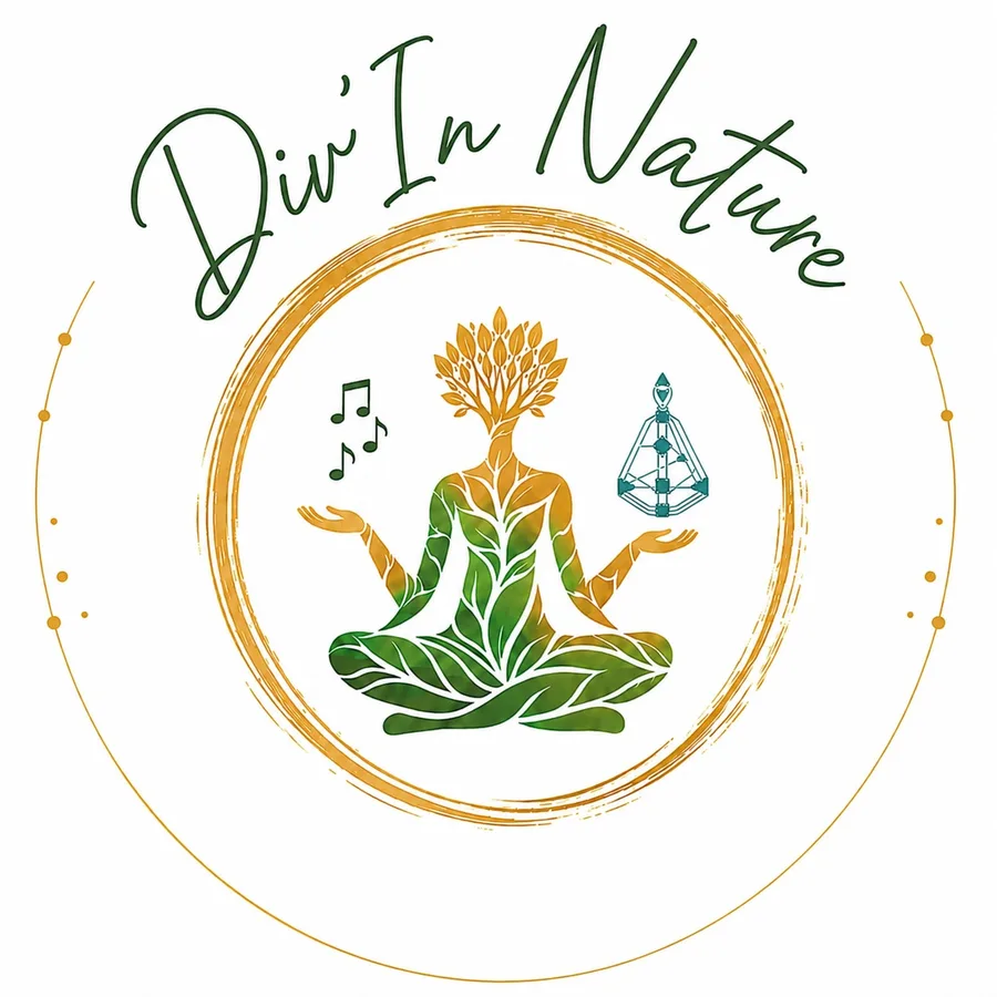 Logo Div'In Nature : silhouette en méditation mêlée à un arbre, notes de musique et bodygraph